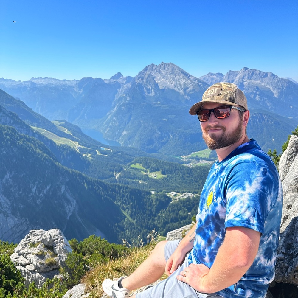 Meet your Posher, Chris